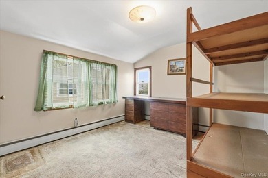 Welcome to this spacious 5-bedroom, 2-full-bath Colonial - photo 27
