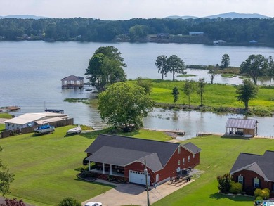 WATERFRONT LIVING at Its Best! This beautiful 4-bedroom, 4 bath - photo 1