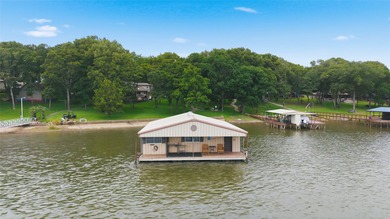 Welcome to your waterfront retreat on world-renowned Lake Fork - photo 31