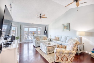Gorgeous Marina views from this updated 2-bedroom, 2 bath END - photo 32