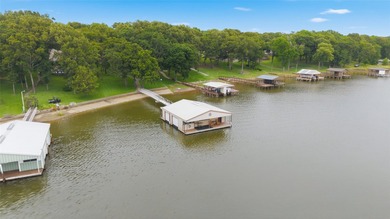 Welcome to your waterfront retreat on world-renowned Lake Fork - photo 34