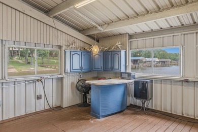 Welcome to your waterfront retreat on world-renowned Lake Fork - photo 38