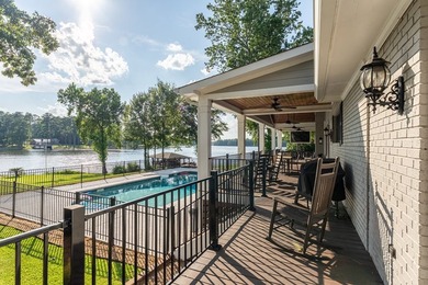 Lake Sinclair living has always been a gift to enjoy and now you - photo 3