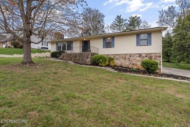 Lake Home Sale Pending in Clinton, Tennessee