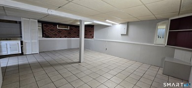 Remodeled 4BD 2BA Cape style house, 1st and 2nd floor each has