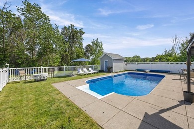 Price Improvement! Welcome to this beautiful 4-bedroom, 2.5-bath - photo 26