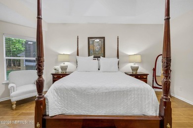 Welcome to this stately Florida home in the secluded community - photo 31