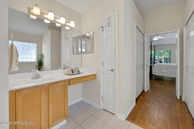Welcome to this stately Florida home in the secluded community - photo 33