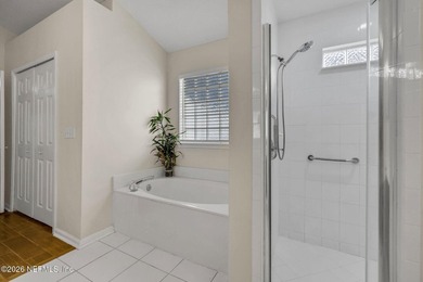 Welcome to this stately Florida home in the secluded community - photo 34