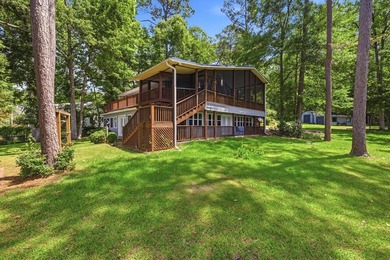 Situated on Lots 17 & 18 with approximately 233 feet of - photo 1