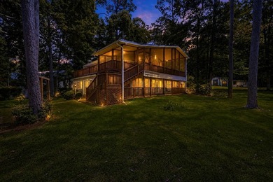 Situated on Lots 17 & 18 with approximately 233 feet of - photo 2