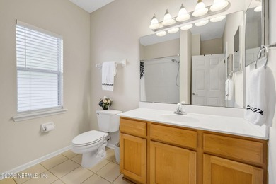 Welcome to this stately Florida home in the secluded community - photo 42