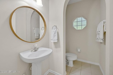 Welcome to this stately Florida home in the secluded community - photo 48