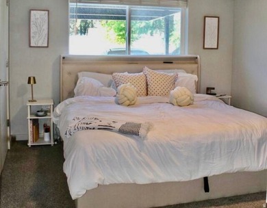 Main-floor condo in the heart of Springville. This unit offers a - photo 8