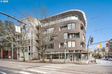 Experience Urban Living in the Heart of Goose Hollow!Explore the