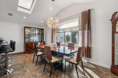 This expansive custom 3000sf renovated home with Central Air - photo 16