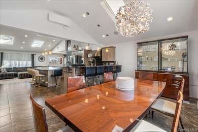 This expansive custom 3000sf renovated home with Central Air - photo 18