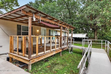 Welcome to 16080 Crestview Drive in Gulfport! Conveniently - photo 10