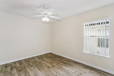 Welcome home to this charming 3-bedroom, 2-bathroom residence - photo 22