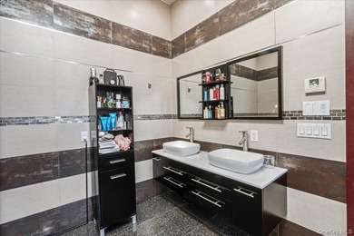 This expansive custom 3000sf renovated home with Central Air - photo 28