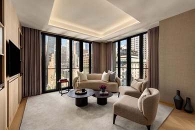 Welcome to Mandarin Oriental Residences, Fifth Avenue. Gilded - photo 2