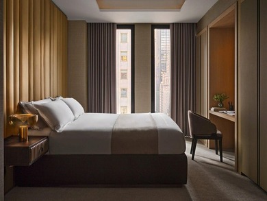 Welcome to Mandarin Oriental Residences, Fifth Avenue. Gilded - photo 5