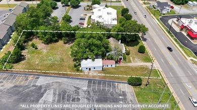 Location, location, location! This versatile commercial property - photo 1