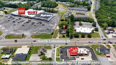 Location, location, location! This versatile commercial property - photo 2