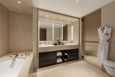 Welcome to Mandarin Oriental Residences, Fifth Avenue. Gilded - photo 8