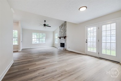** THIS HOME IS A MUST SEE WITH LOTS OF UPDATES! Welcome home to - photo 10