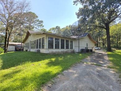 Toledo Bend Lake Home For Sale in Joaquin Texas