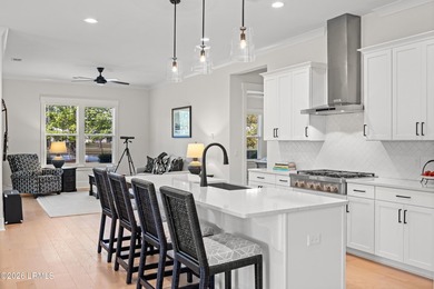 Tucked away in Riverton Pointe and set on a private cul-de-sac - photo 14