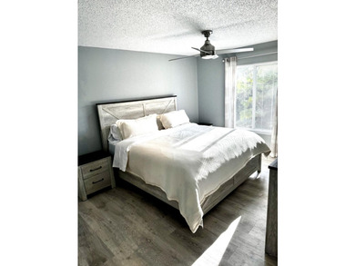 Completely remodeled 2 bedroom, 2 bath condo located on the 3rd - photo 14