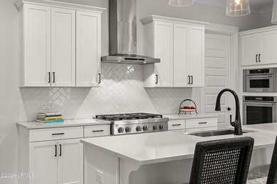 Tucked away in Riverton Pointe and set on a private cul-de-sac - photo 15