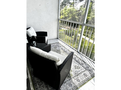 Completely remodeled 2 bedroom, 2 bath condo located on the 3rd - photo 18