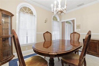 Stunning luxury multi-generational property on a professionally - photo 8