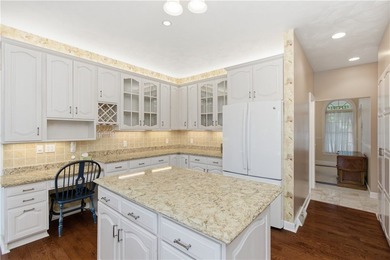Stunning luxury multi-generational property on a professionally - photo 10