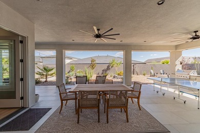 Custom home in beautiful, quiet neighborhood perched at the top - photo 32