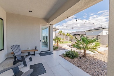 Custom home in beautiful, quiet neighborhood perched at the top - photo 35