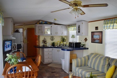Most affordable beach get-a-way east of 17 with 2 bedrooms - photo 11