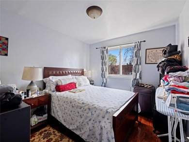 Welcome to this home 3/4/2 immaculate, clean move in condition - photo 11