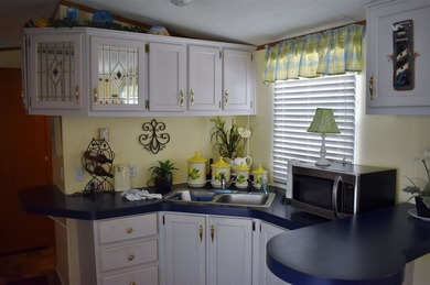 Most affordable beach get-a-way east of 17 with 2 bedrooms - photo 13