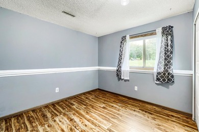 New Photos coming soon! Welcome to this beautifully maintained - photo 14