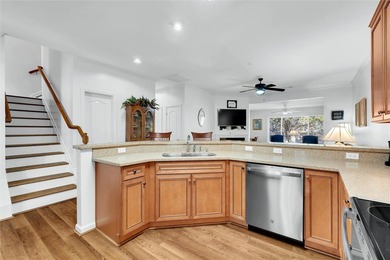 Welcome to this move in ready townhome located in the desirable