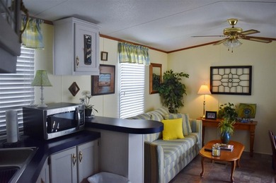 Most affordable beach get-a-way east of 17 with 2 bedrooms - photo 15