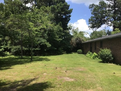 INVESTOR SPECIAL!! This all brick home located in Carrington - photo 5