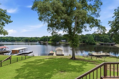 Welcome to 477 Avant Road, where classic Lake Sinclair cottage - photo 2