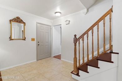 Spacious & beautifully maintained, this charming 4-bedroom - photo 22