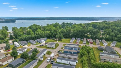 Welcome home to this spacious & perfectly designed 2 bedroom, 2 - photo 25