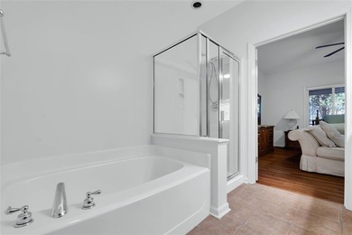 Welcome to this move in ready townhome located in the desirable